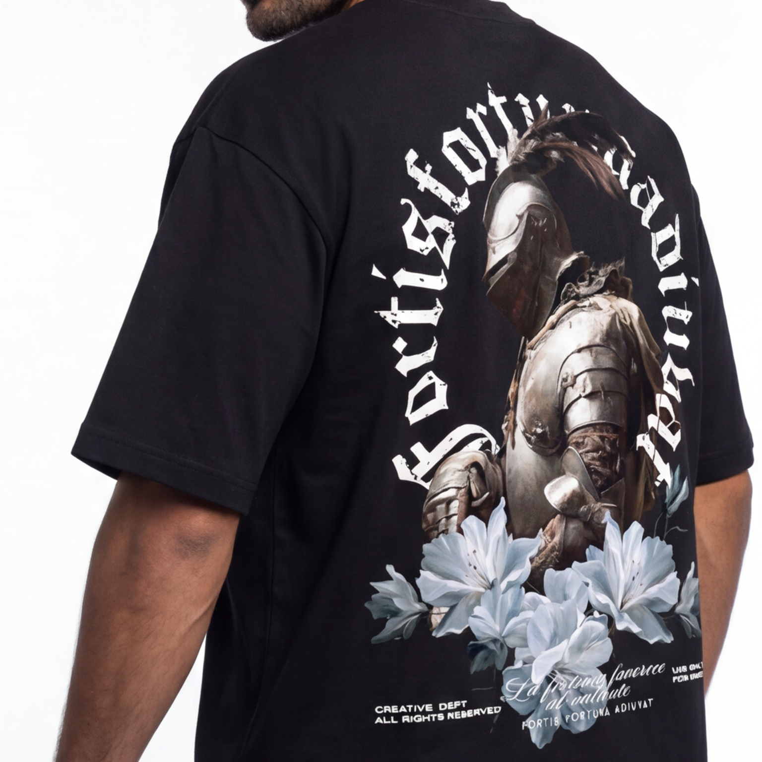 Camiseta Fortis Fortuna Adiuvat · Frase Latina Streetwear