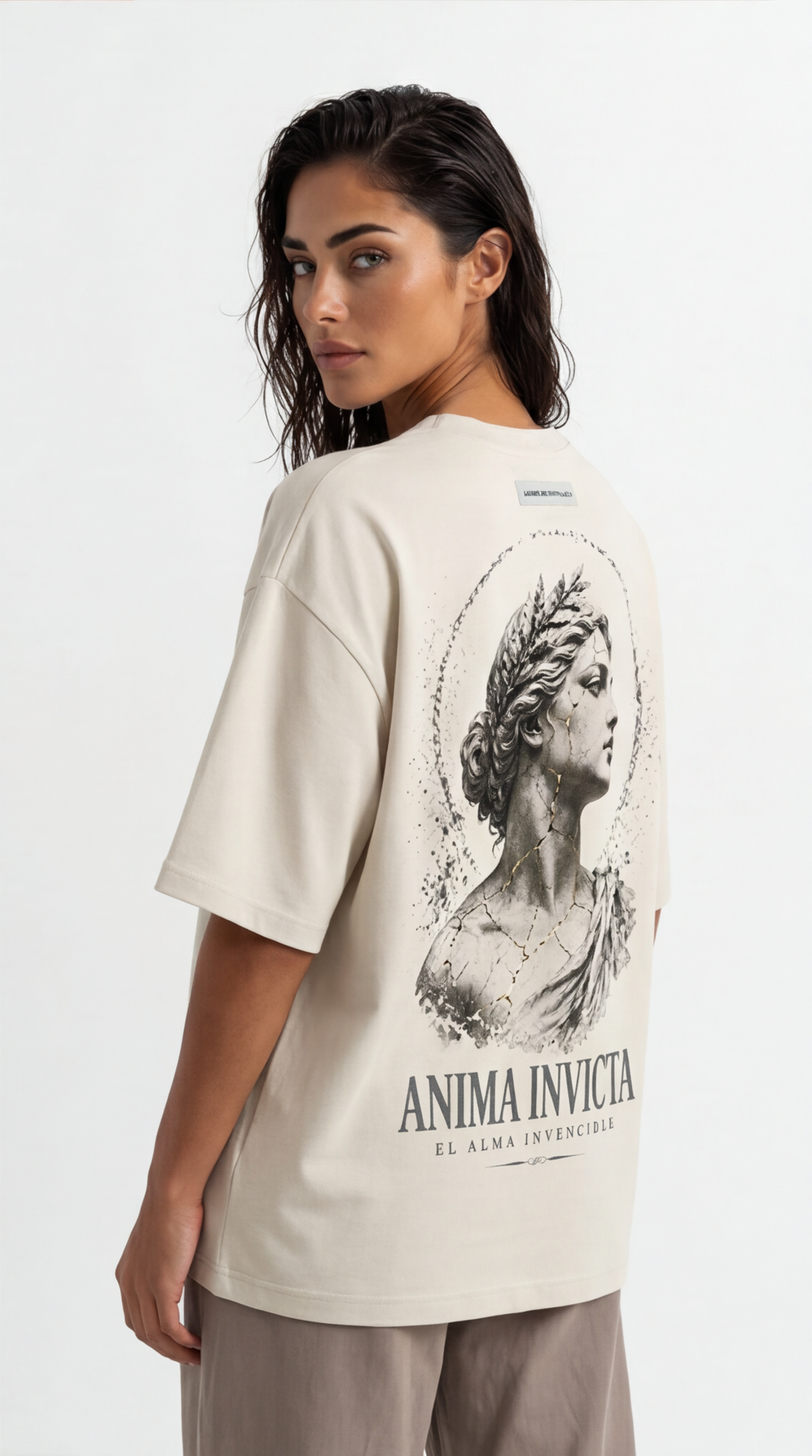 Camiseta Anima Invicta