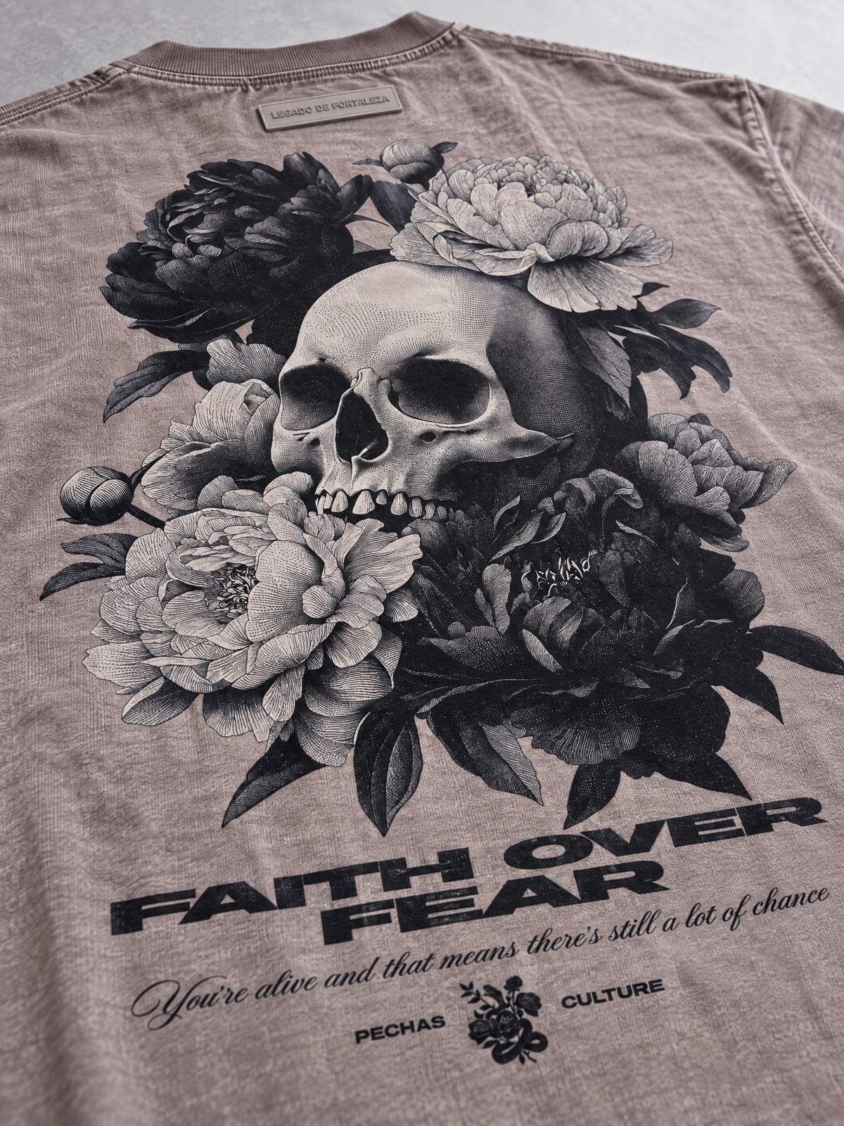 Faith Over Fear Gris topo - espalda de la camiseta