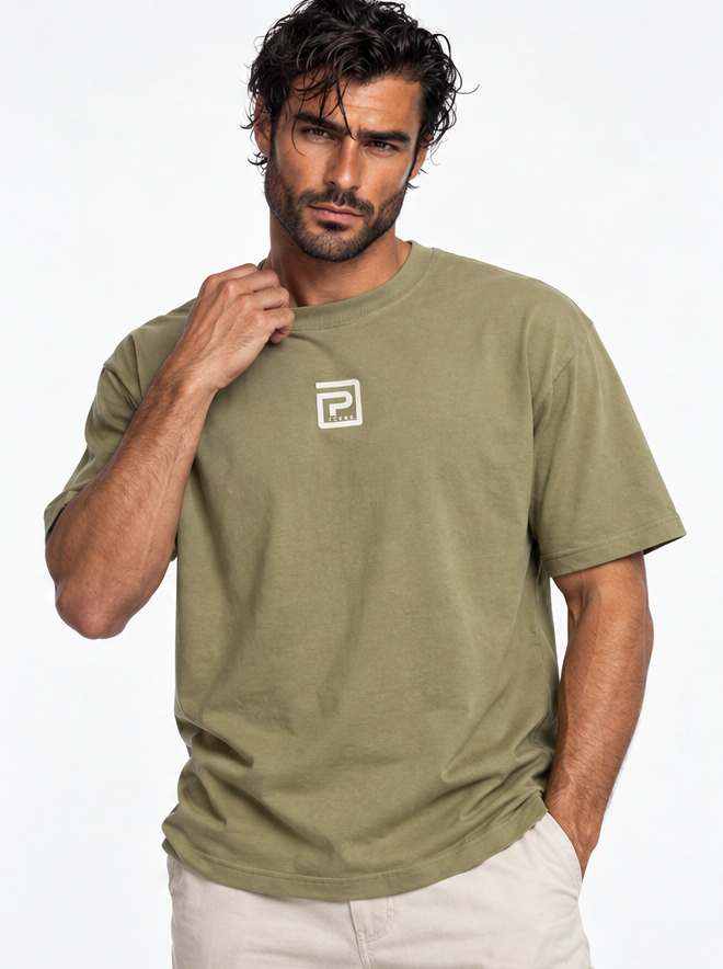 Memento Audere Semper Verde Militar - frontal con modelo